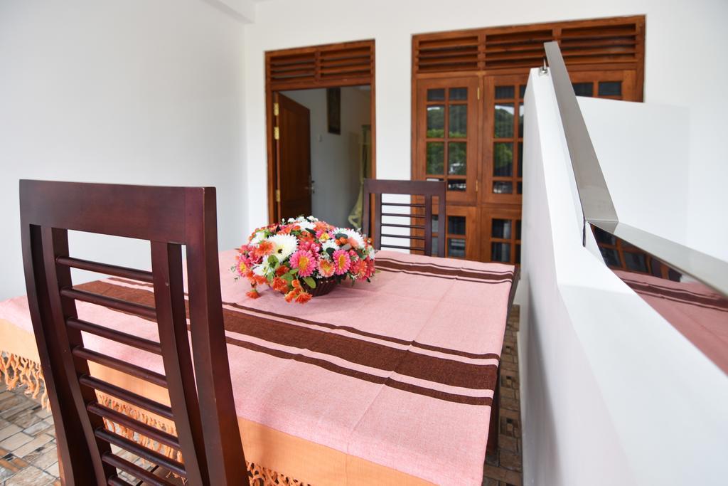 The Lodge Unawatuna Esterno foto